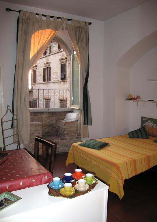 Residenza Turrena Aparthotel Perugia Rum bild
