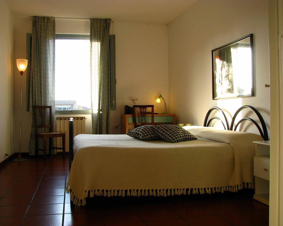 Residenza Turrena Aparthotel Perugia Rum bild